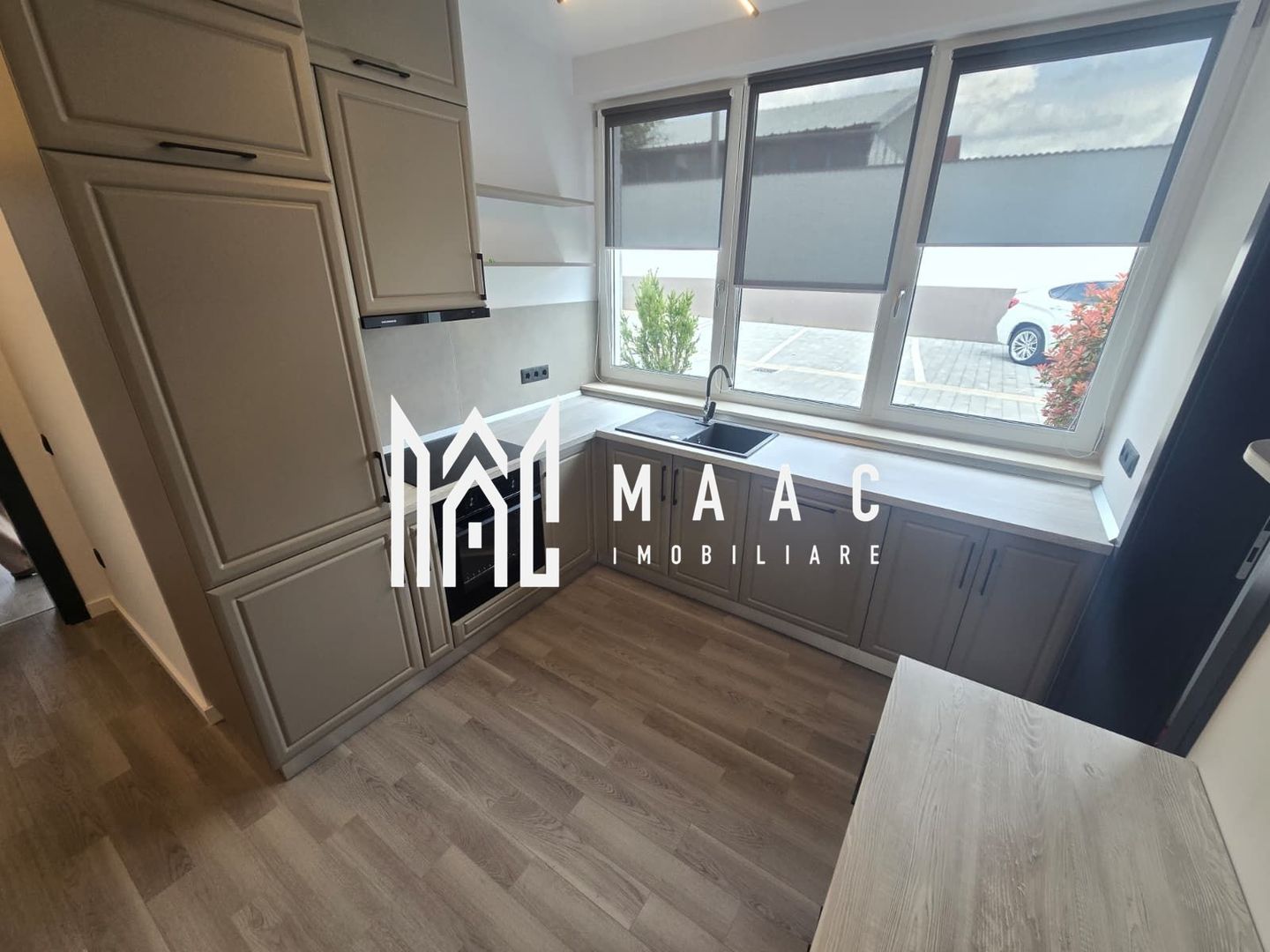 Apartament modern 3 camere gradina 2 locuri parcare Turnisor - Poză 3