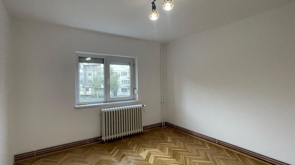 Apartament 3 camere - 2 bai - decomandat - Poză 5