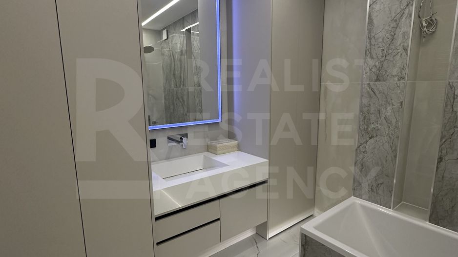 Chirie, apartament, 1 cameră + living, strada Moara Roşie, Centru - Poză 2