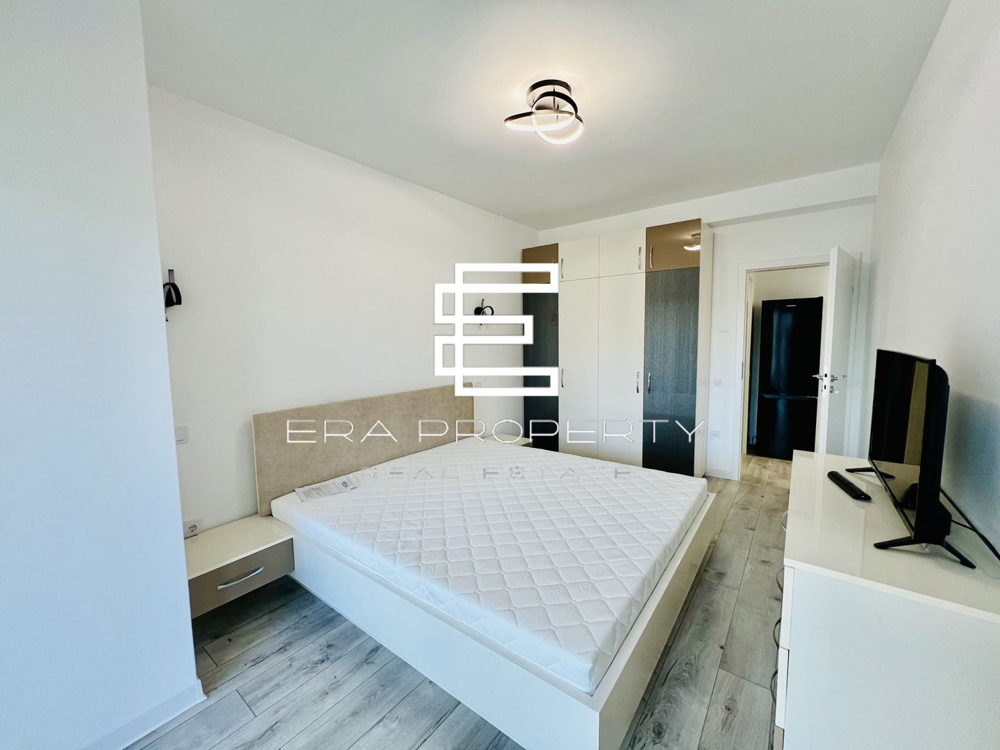 Penthouse 5 camere -131 mp- la cheie- imtabulat-zona Industriala Vest - Poză 4