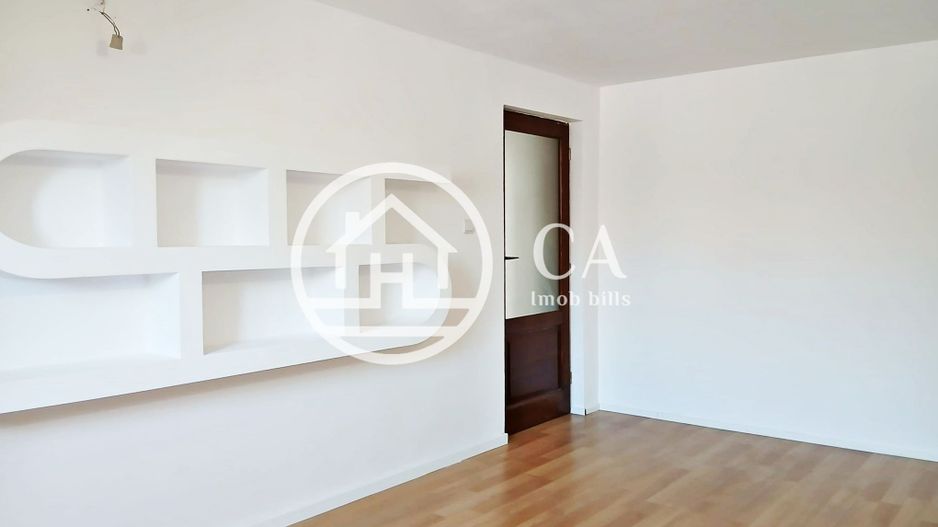 Apartament cu 4 camere la curte comuna de vanzare Ultracentral, Oradea - Poză 10