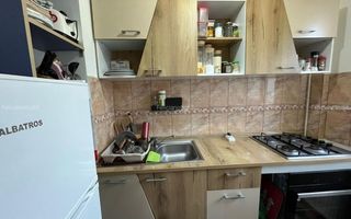 Garsoniera zona PIata Minis - Barajul Uzului - Poză 4