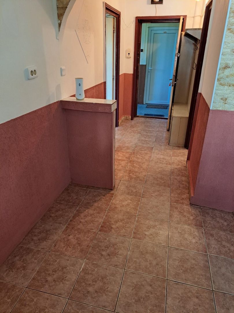 BRASADAS vinde garsoniera lux 37mp. Zona Ostrovului - Poză 3