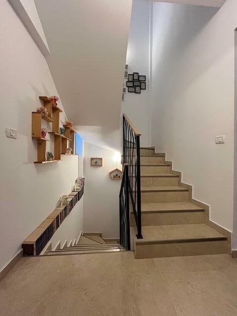 Casa 4 camere cu terasa si loc de parcare subteran - Poză 8