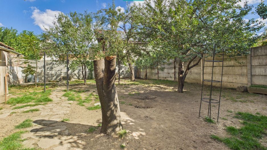 Casa cu 4 camere zona Funcționarilor - Poză 9