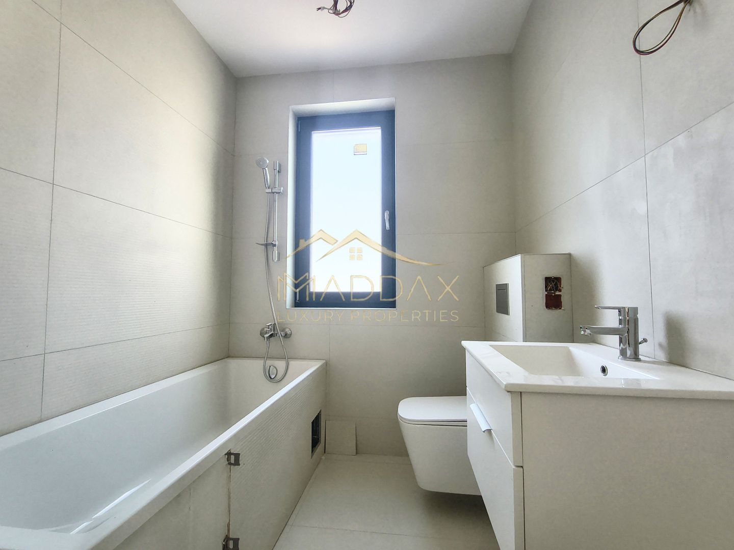 Vila cu 6 camere // 190mp // teren 300mp // Tunari - Poză 19