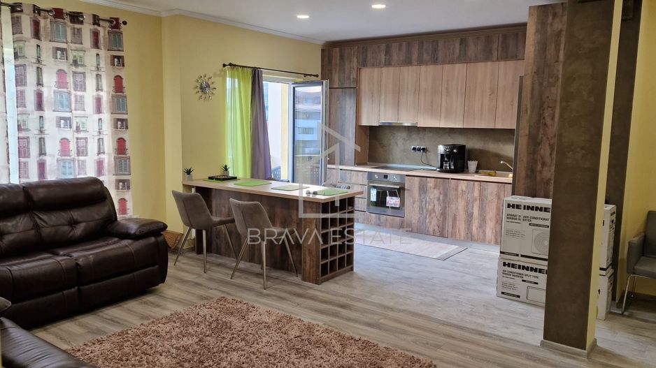 Apartament 3 camere, 80mp, mobilat, 2 balcoane, parcare, zona Terra - Poză 12