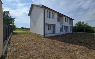 Martinesti, Duplex pe etaj, 3 Dorm, Buc separata,  Zona linistita. - Poză 2