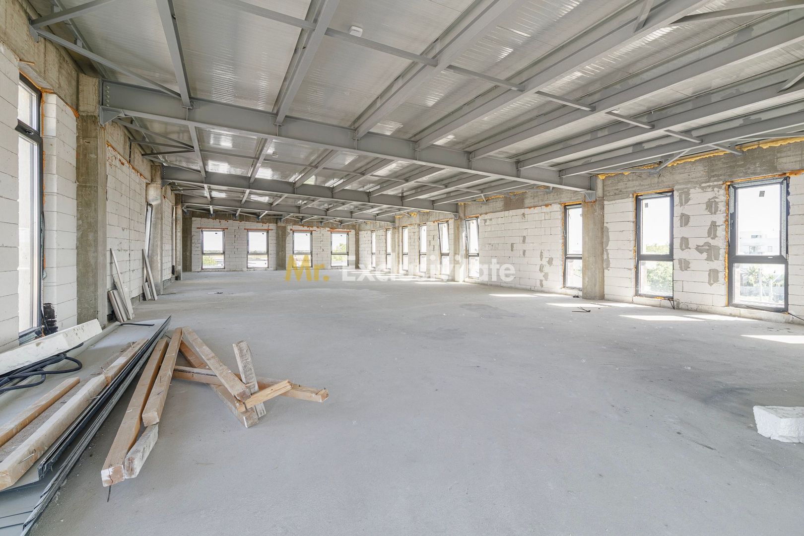 Spatiu comercial de la 14 euro de inchiriat Amber Forest Plaza - Poză 14