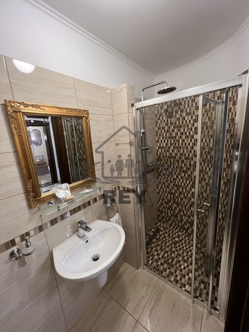 Vila de vanzare in zona Centrala/Orasul de jos - Poză 33