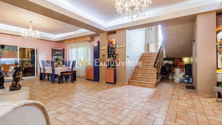 Resedinta premium| Teren de tenis | Piscină încălzită | Infrastructură completă! - Poză 15