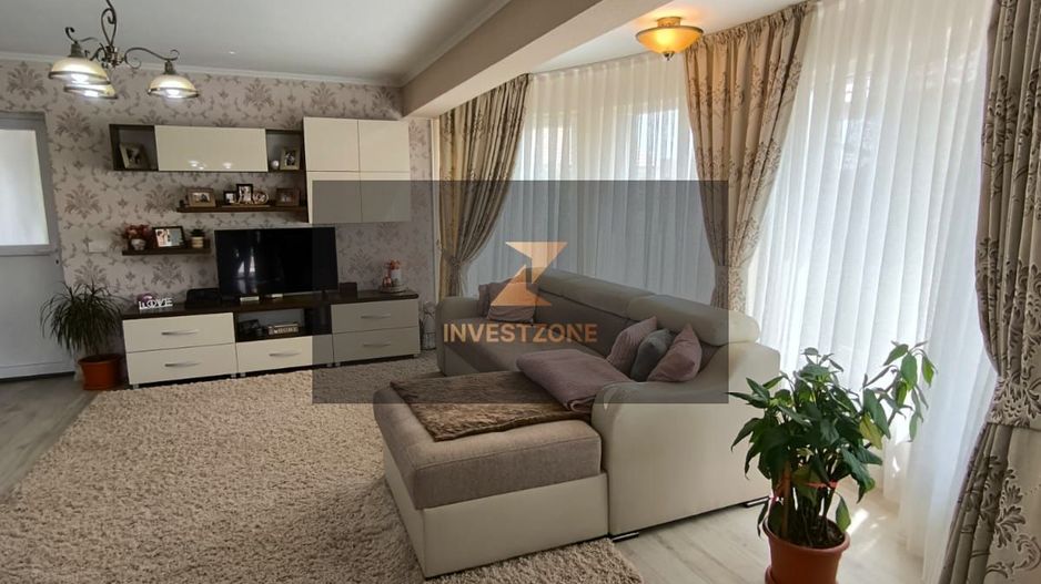 CASA DE VANZARE IN SANTANDREI -ORADEA, CARTIERUL TINERETULUI - Poză 4