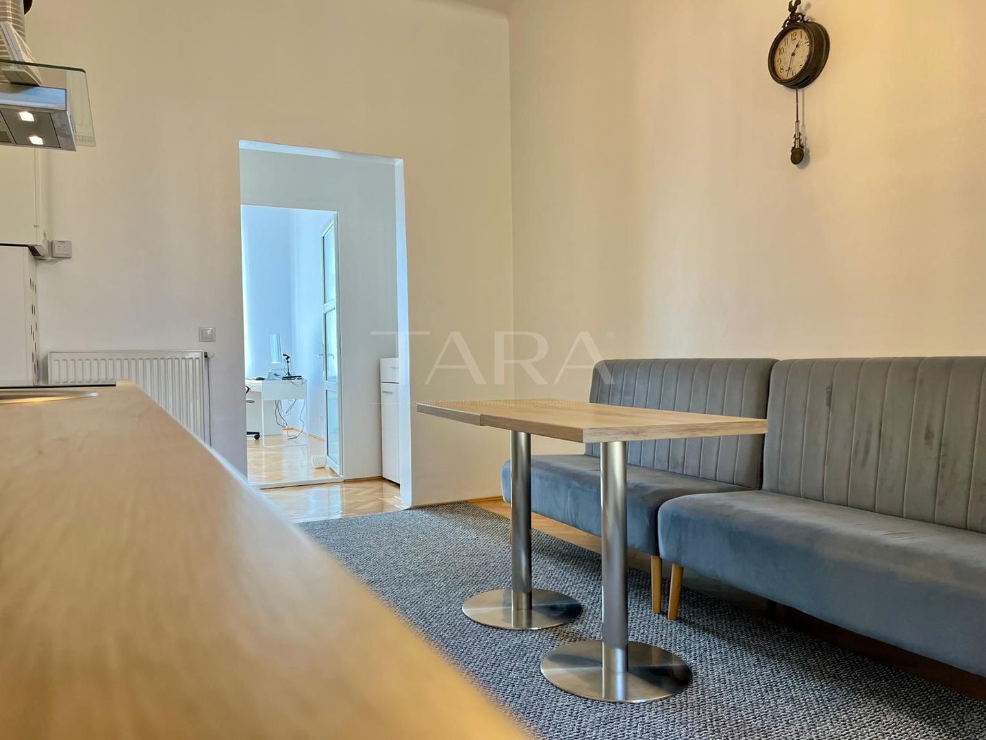 EXCLUSIVITATE. Apartament decomandat. Medicina. ULTRACENTRAL. - Poză 8