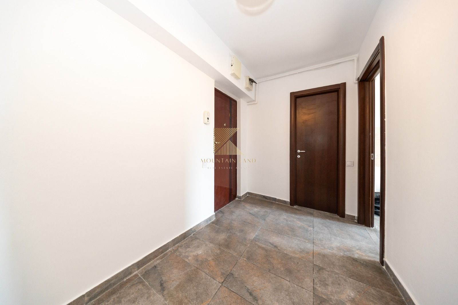 Apartament 3 camere, Bulevardul Victoriei 4, Etaj 7, Parcare subterana - Poză 6