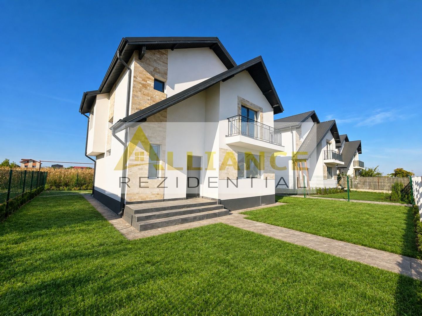 Gata de mutare-350mp teren-strada asfaltata-beci- - Poză 2
