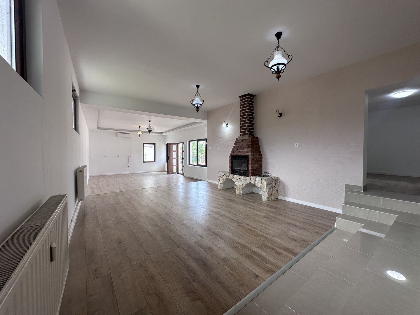 Între dealuri, viță de vie și liniște deplină! Vanzare casa in Prahova - Poză 6