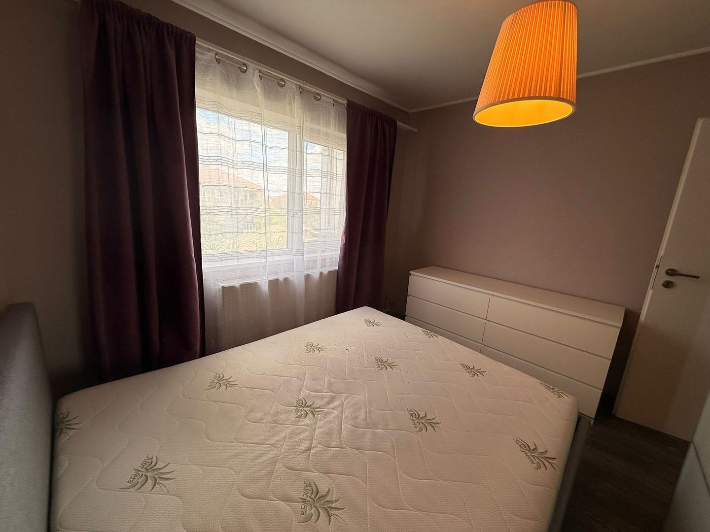Apartament complet mobilat si utilat-totul nou - Poză 12