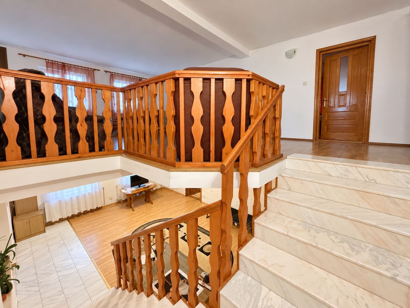 Casă independentă energetic | 387 mp construiți | Teren 1.400 mp - Poză 27