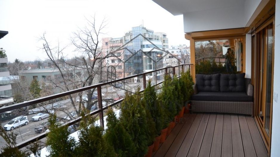 APARTAMENT SPATIOS DE 3 CAMERE LA INCHIRIERE IN ZONA PRIMAVERII - Poză 6