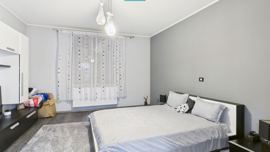 Casă modernă cu 2 corpuri, 5 camere în Pecica - Poză 5