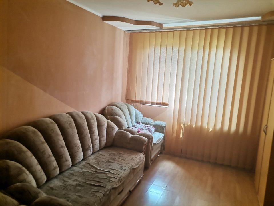 Vanzare apartament 2 camere, Razboieni - Poză 9