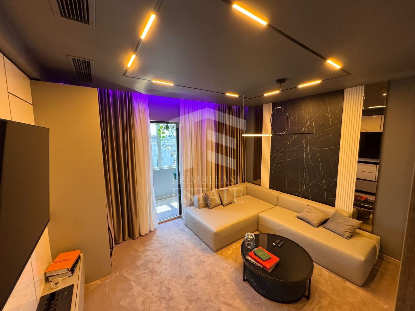 Ultracentral - Universitate - 2 camere - Lux - Prima Inchiriere - Poză 3