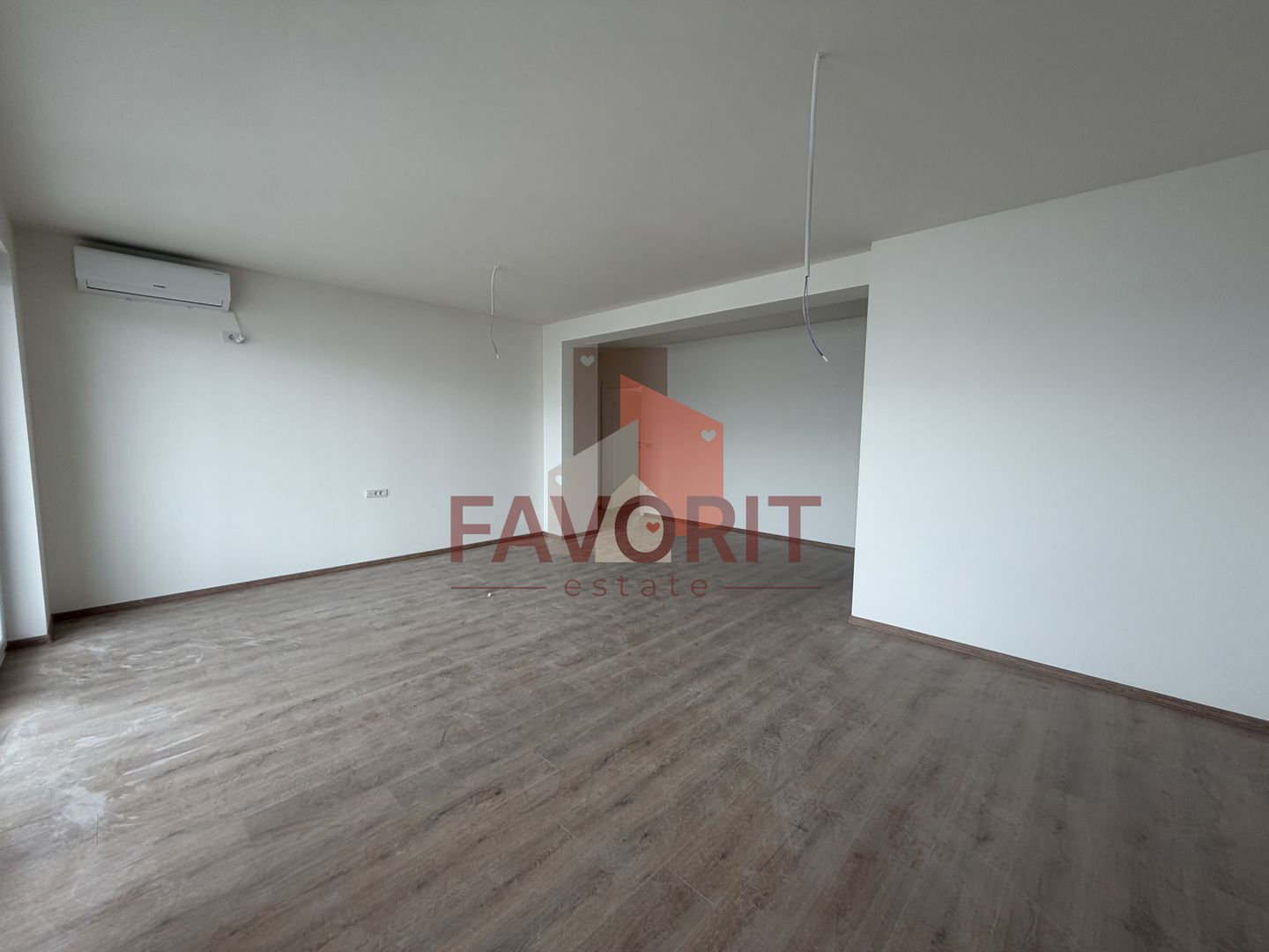 Zona Aradului. Terasa 42 mp. Loc de parcare. Comision 0%. - Poză 3