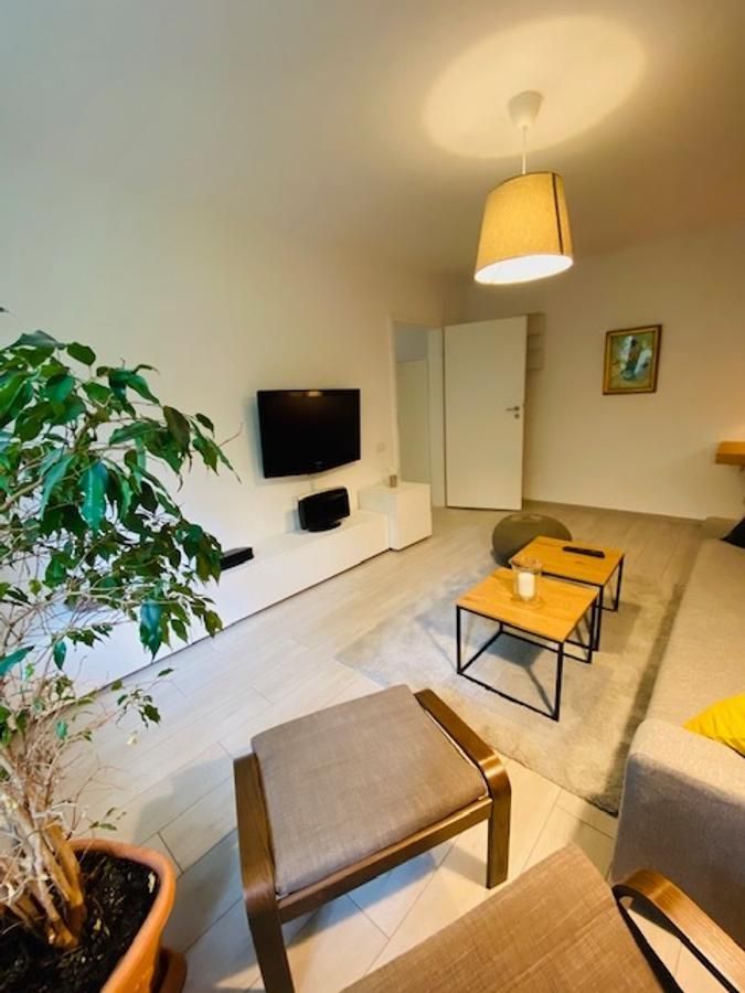 Bright modern 2-room, furnished - Poză 5