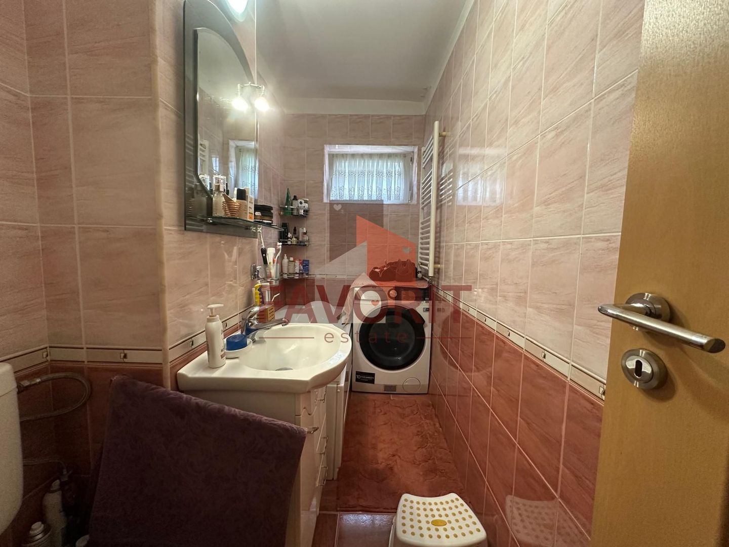 3 camere | centrala proprie | boxa | mobilat si utilat | zona excelenta | - Poză 11