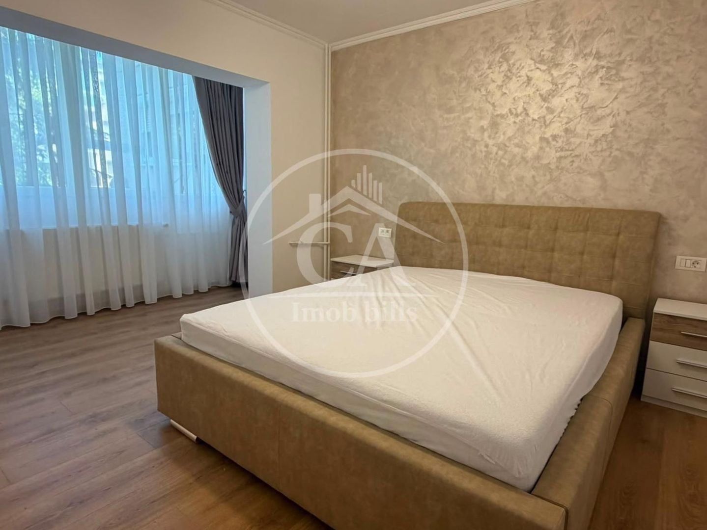 Apartament de închiriat cu 3 camere în zona  Nufarul, Oradea - Poză 1