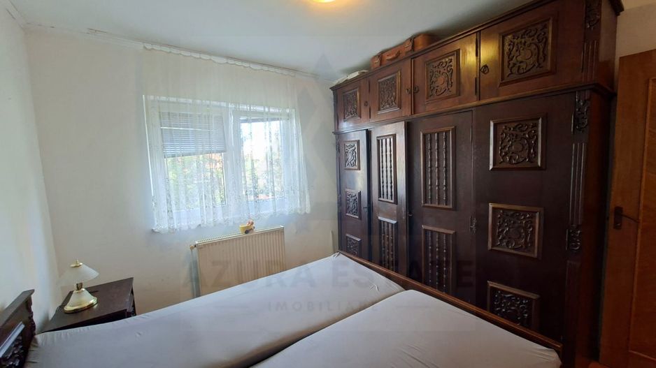 Apartament 3 camere 70 mp Parcul Sub Arini - Poză 6