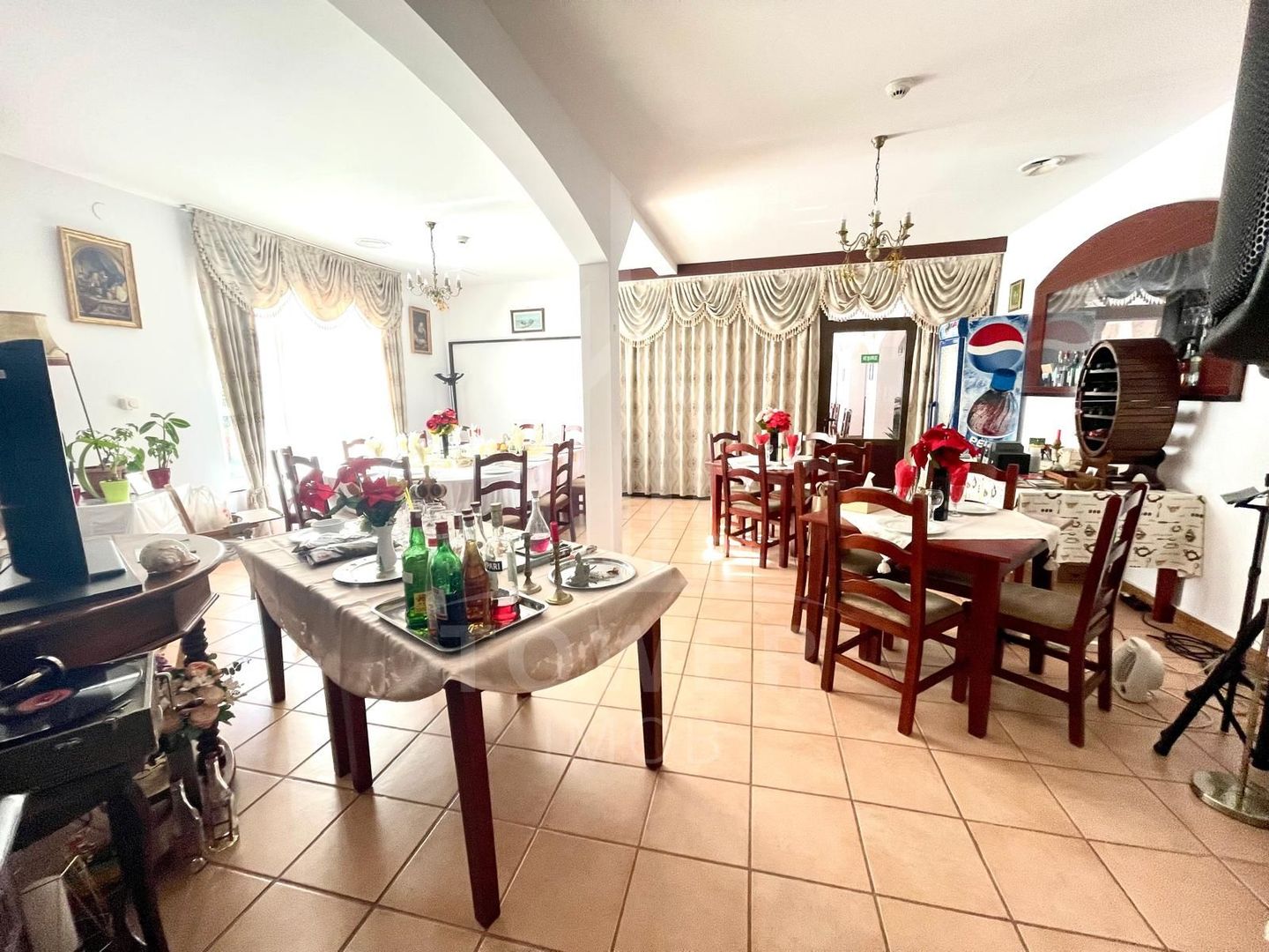 DE VÂNZARE ÎN EXCLUSIVITATE! Pensiune în Curmătura, Sibiu! - Poză 8
