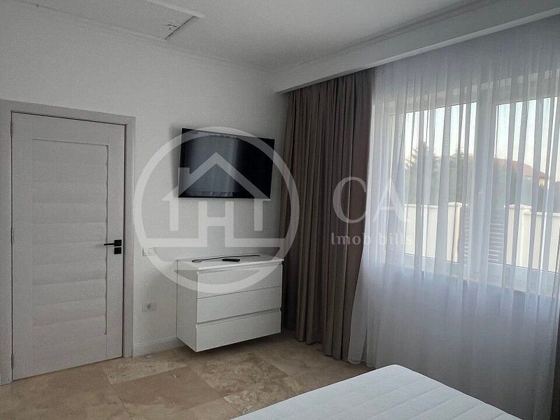 Casa cu 4 camere de vanzare pe incalzire geotermala in Oncea Oradea - Poză 14