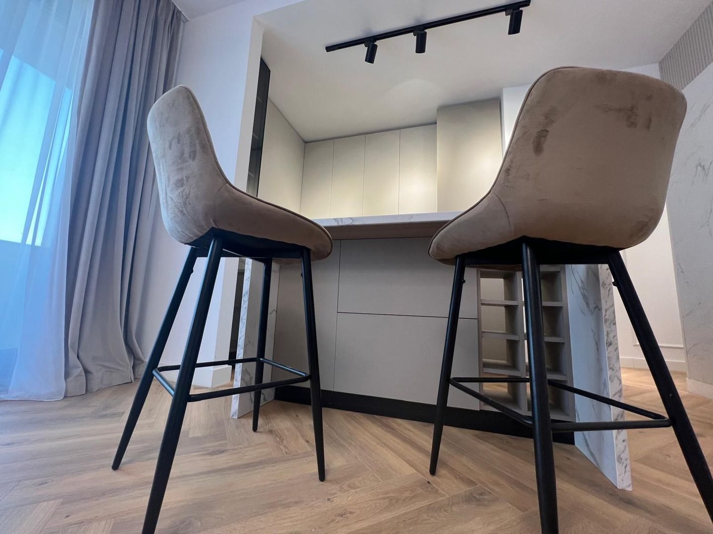 Apartament modern de 2 camere în Pipera, – Nou, mobilat și utilat - Poză 1