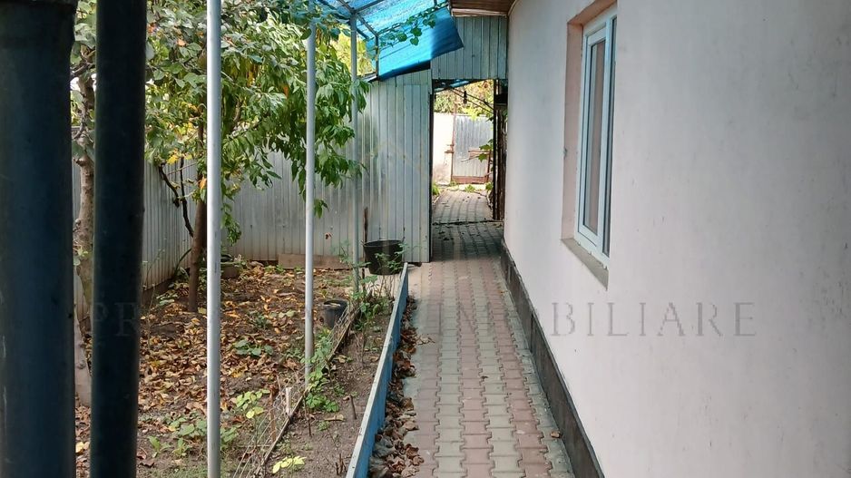 Casă 5 camere, 137 mp utili, 960 mp teren, 10 km de Onești - Poză 8