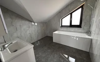 Casă individuală 4 camere 2 băi  130 metri utili! - Poză 11