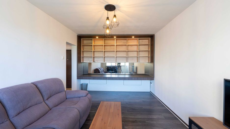 Închiriere apartament 3 camere – Bd. Lacul Tei - Poză 1