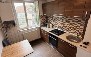 2 camere| Olimpia| apartament superb| balcon inchis| lift| centrala| - Poză 12