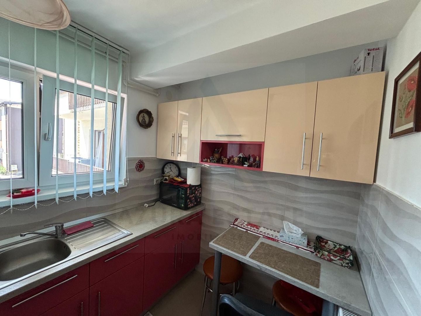 Apartament impecabil 69,5mp 3 camere  2 băi etaj 1 cu loc de parcare - Poză 16
