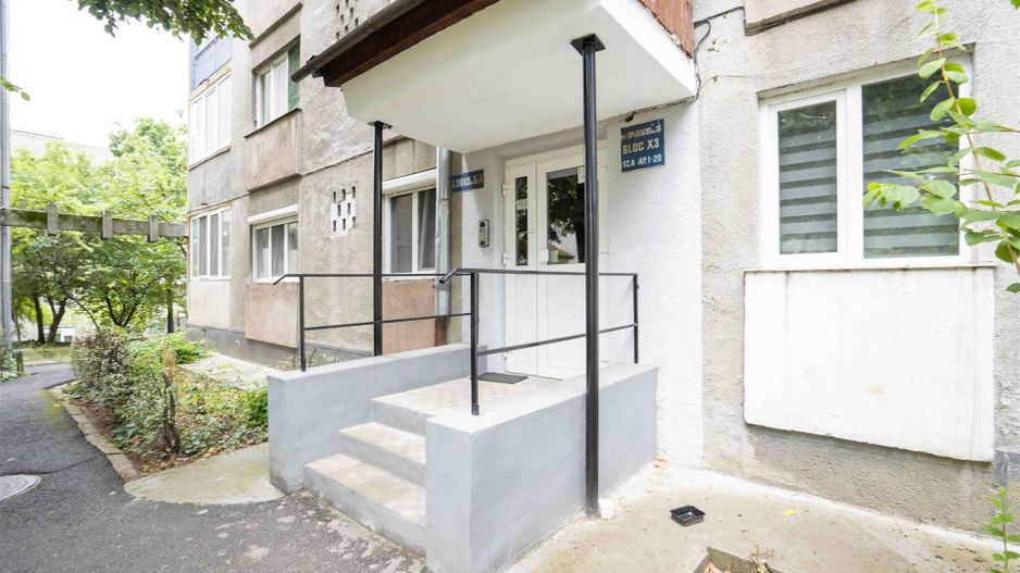 APARTAMENT CU 2 CAMERE DECOMANDAT ZONA ROGERIUS - Poză 7