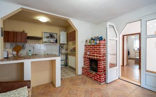 Casa cu 300 mp de teren , acces auto si dublu front in Nufarul - Poză 6