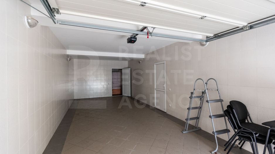 Chirie, casă, 2 nivele, 5 camere, str. George Meniuc, Centru - Poză 23