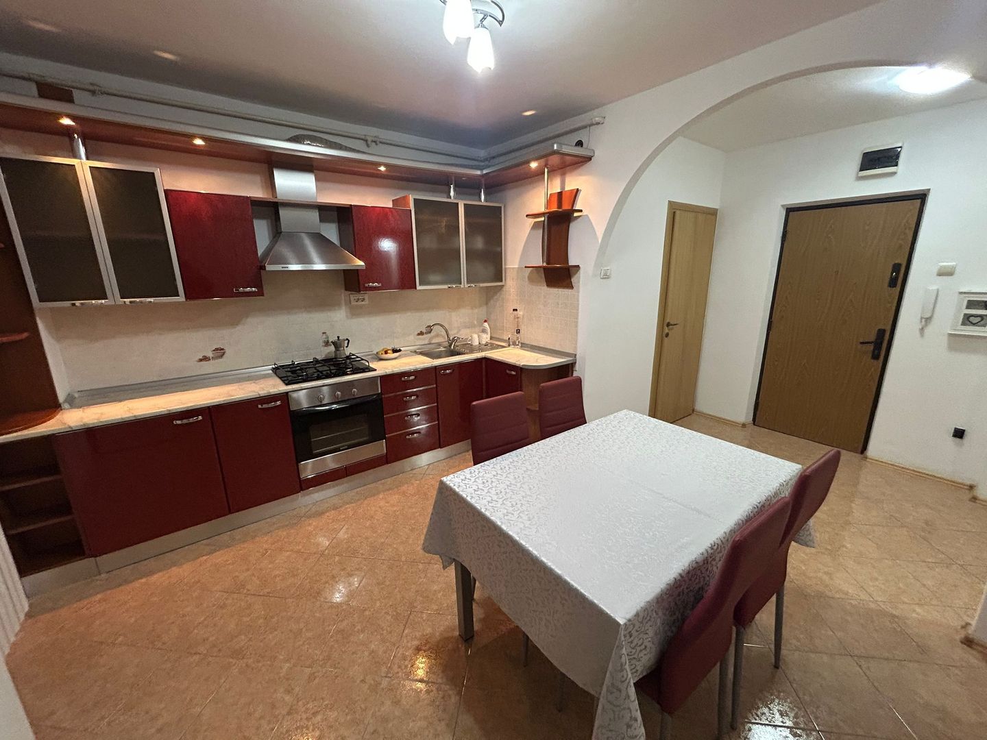 Apartament 2 camere, etaj 3 - zona Centru - Poză 6