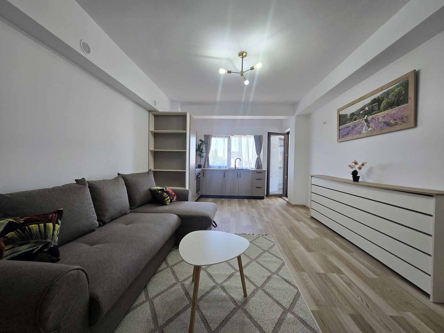 Apartament nou, 2 camere, complet mobilat și utilat, gata de mutare - Poză 1