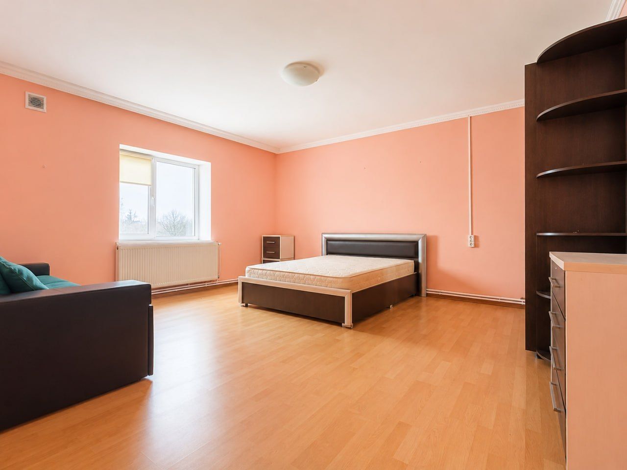 Cahul – Casă 3 Camere + Living | 139 m² | Teren 7.7 ari + Garaj | 95.000 € - Poză 19
