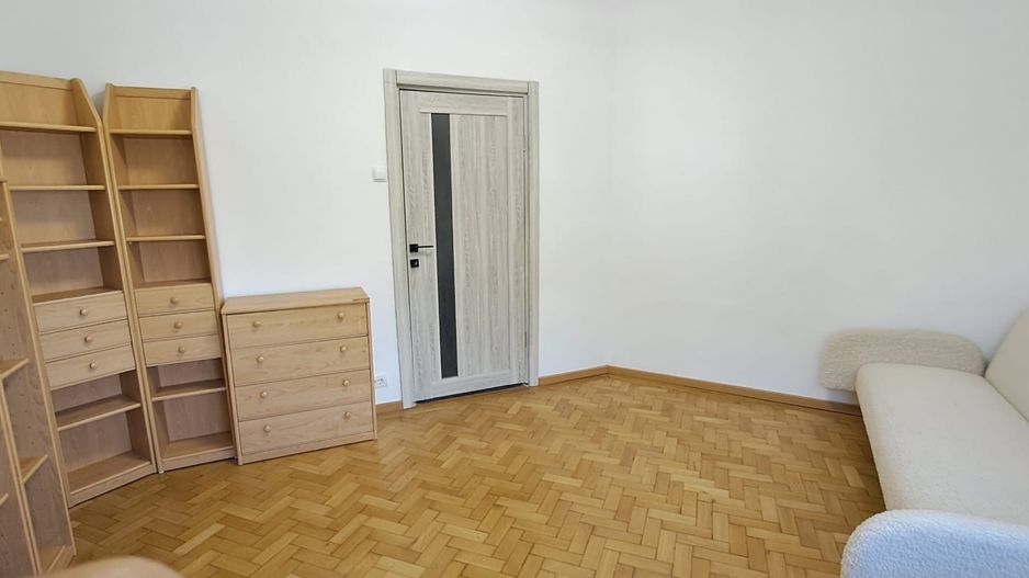 Calea Mosilor - Hristo Botev, garsoniera 27 mp, mobilata si utilata - Poză 1