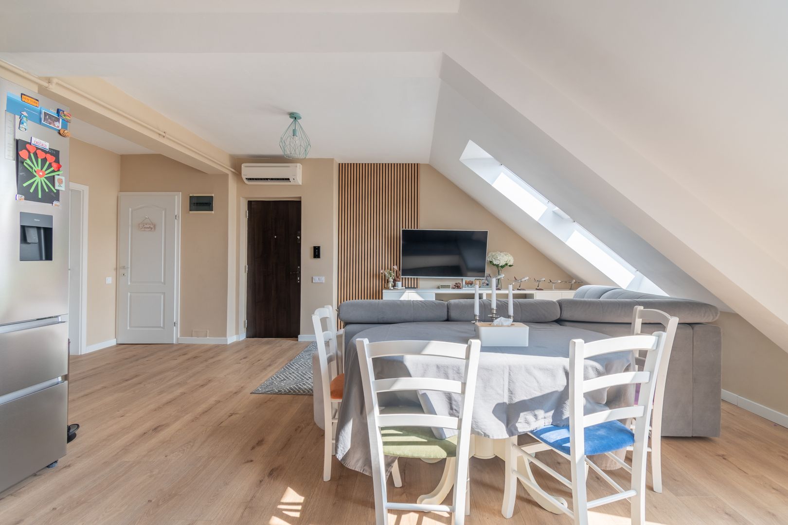 Apartament 3 camere de vanzare Bună Ziua str. Costache Negri Parcare - Poză 5