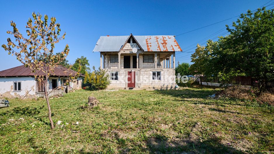 Casa + 3105 mp teren intravilan  comuna Uda - Poză 2