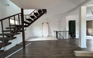 Vila Modernă și Complet Renovată în Otopeni – Oferă Confort și Accesibilitate - Poză 9