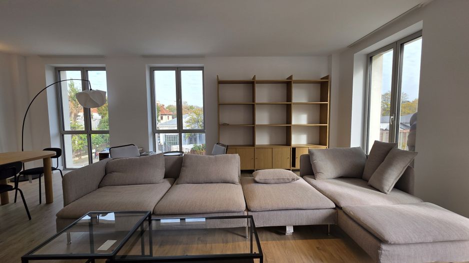 Apartament 3 camere de închiriat – Armenească Universitate - Poză 1